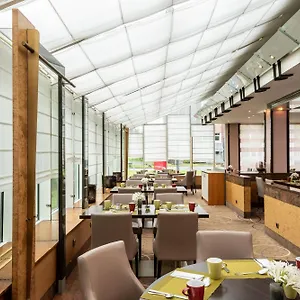 Leonardo Bonn Airport Hotell