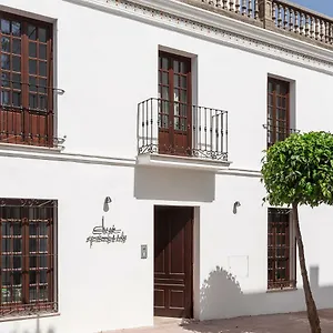 https://chacn-apartments-suites.1costadelsol.com